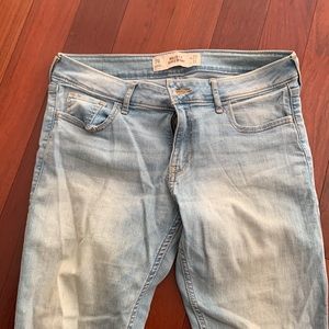 Hollister Super Skinny Jeans